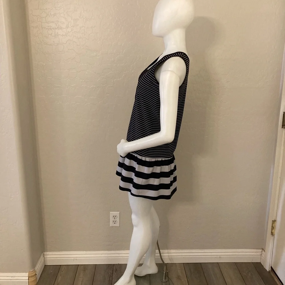 Rare Lululemon Both Ways Dress Parallel Stripe / Black 4-6